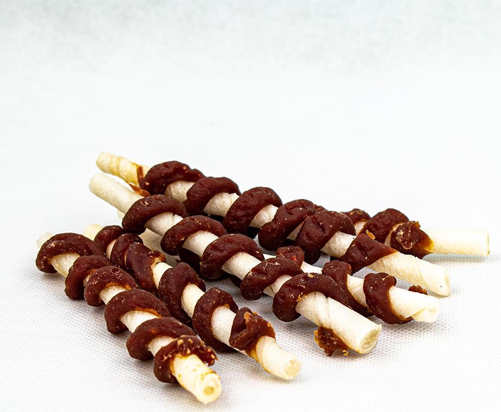 Maced Przysmak dla psa MACED PAŁECZKA WOŁOWA Z JAGNIĘCINĄ 500G