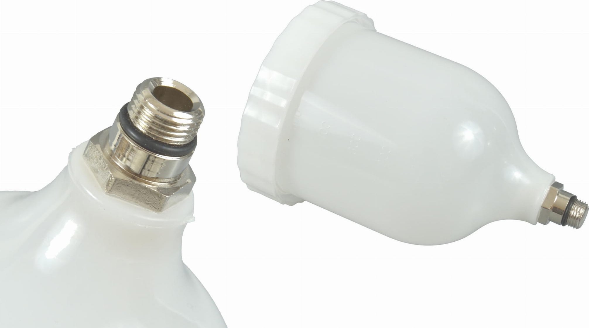 Geko Zbiornik plast.do pist. lakier.600cc, gwint zewn(60)