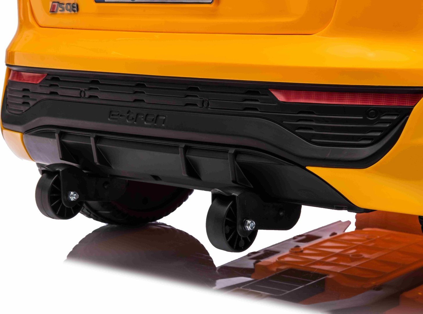 Audi Pojazd Eltreyczny Audi SQ8 Żółty dla dziecka