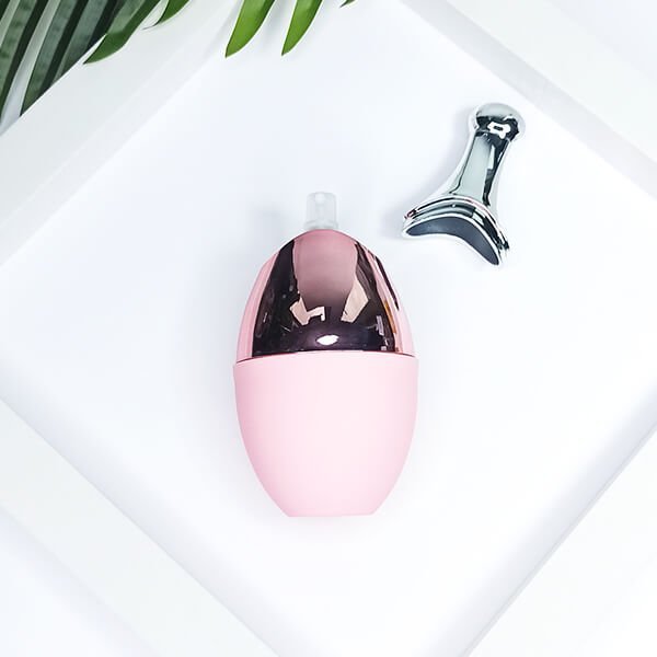 Yeye Silikonowy lodowy masażer z atomizerem do twarzy i ciała Yeye