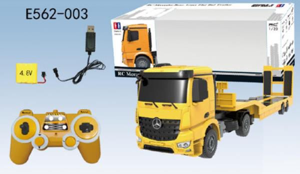 Auto na radio Mercedes-Benz z naczepą niskopodłogową (DO-E562)