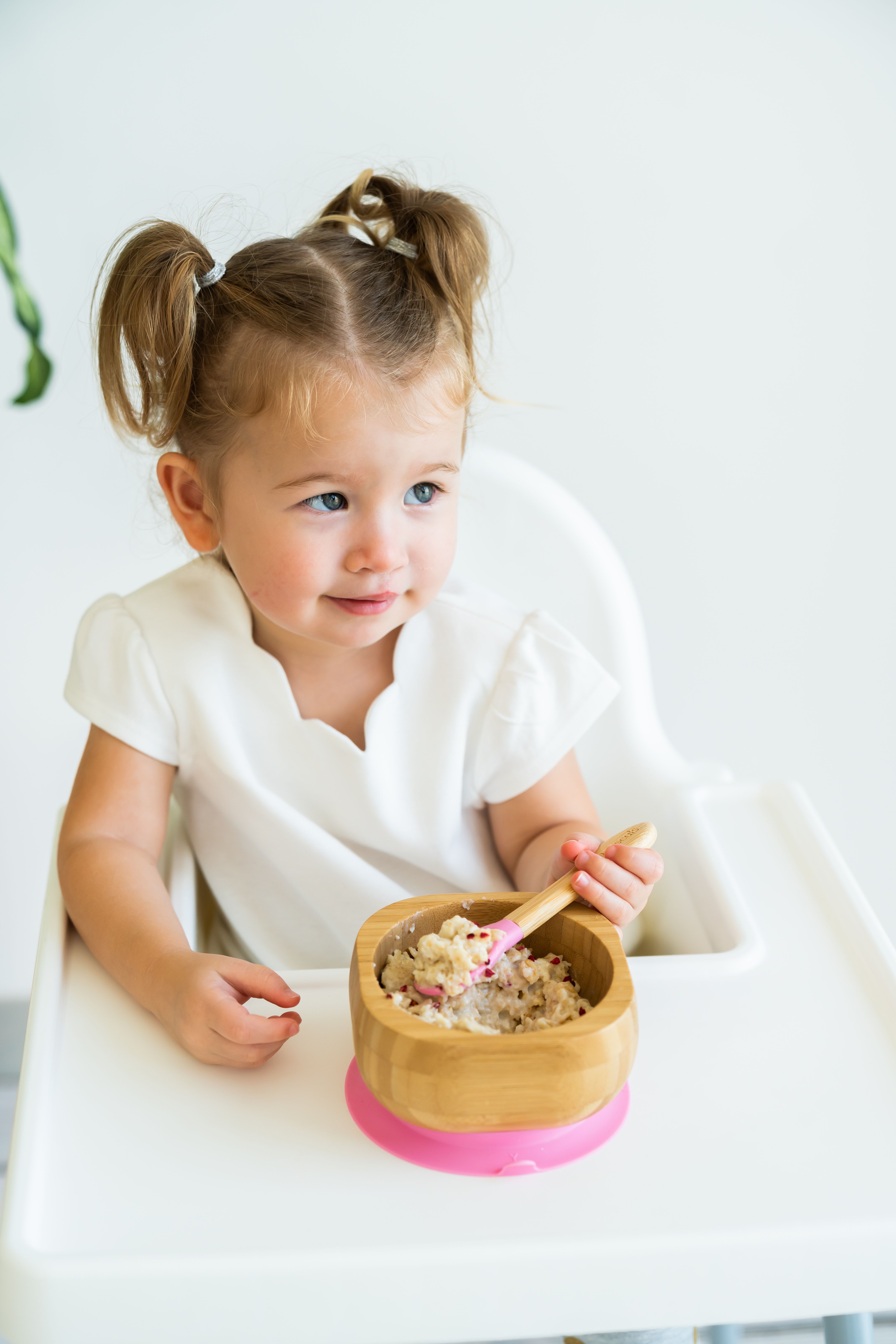 ECO RASCALS ECORASCALS Miseczka Bambusowa głęboka różowa zprzyssawką i łyżeczką