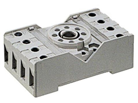 Relpol Gniazdo przekaźnika R15 2P PZ8 - 592005