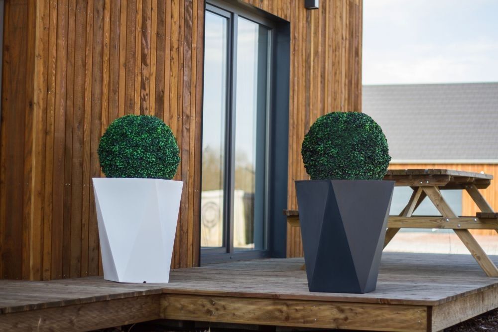 MONUMO Biała donica Vaso z oświetleniem