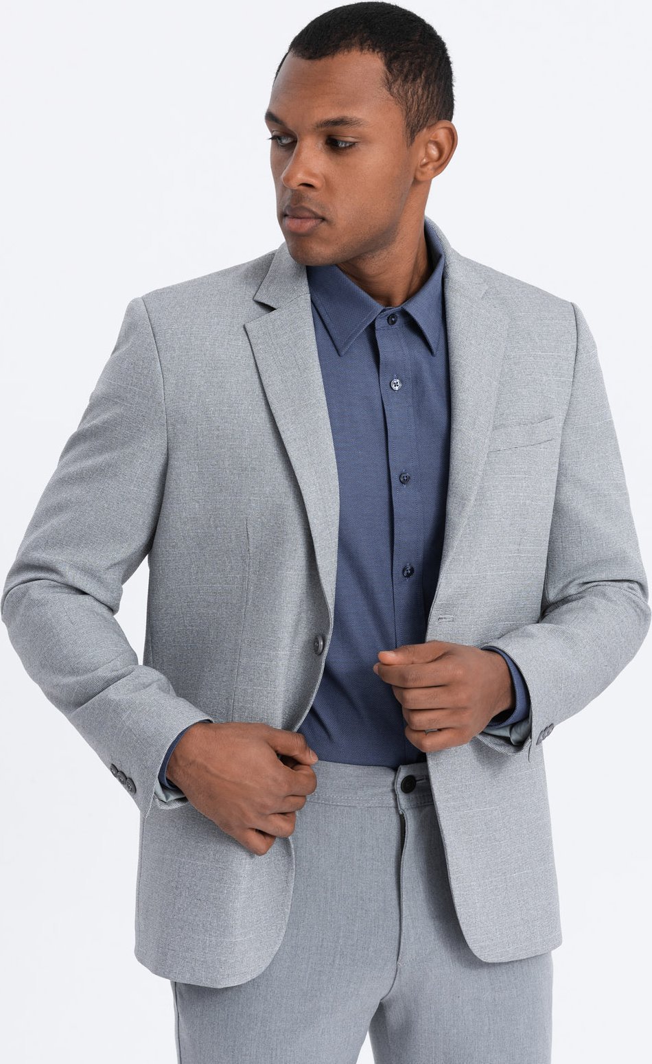 Kurtka męska Ombre Marynarka męska elegancka z dekoracyjnymi guzikami na mankietach - szara V2 OM-BLZB-0114 M