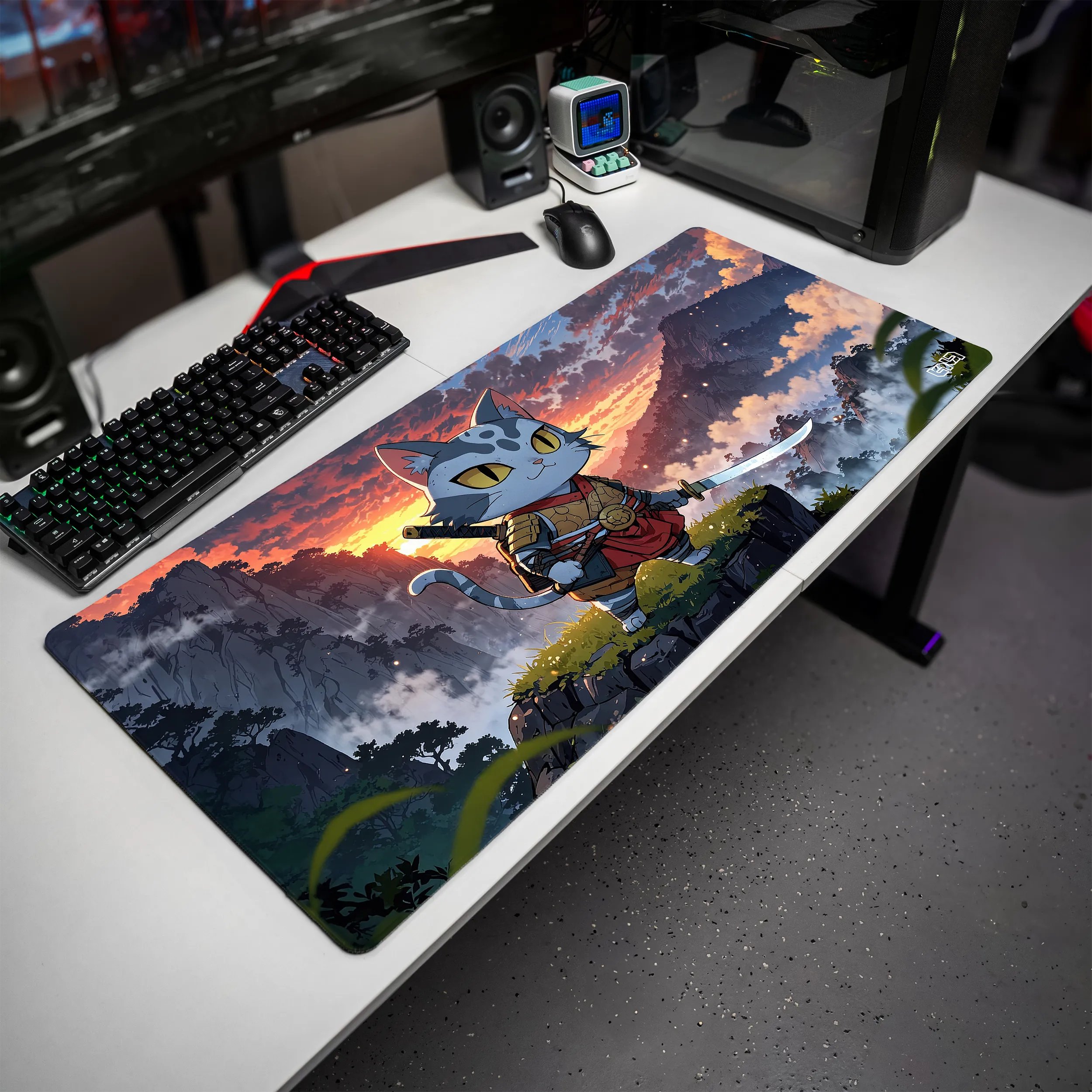 DUŻA PODKŁADKA POD MYSZKĘ Futrzasty Szogun 90x40 TILT Wodoodporna XXL Duża