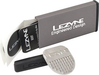 Lezyne Łatki do dętek METAL KIT pudełko 6 x łatki samoprzylepne, tarka, 1 x łatka do opony, szare (LZN-1-PK-METAL-V16P)