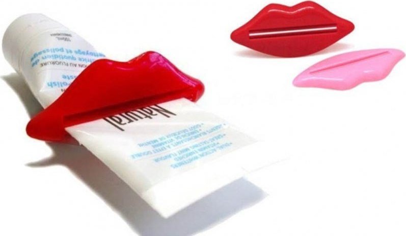 Ikonka Wyciskacz do pasty do zębów - usta 1szt