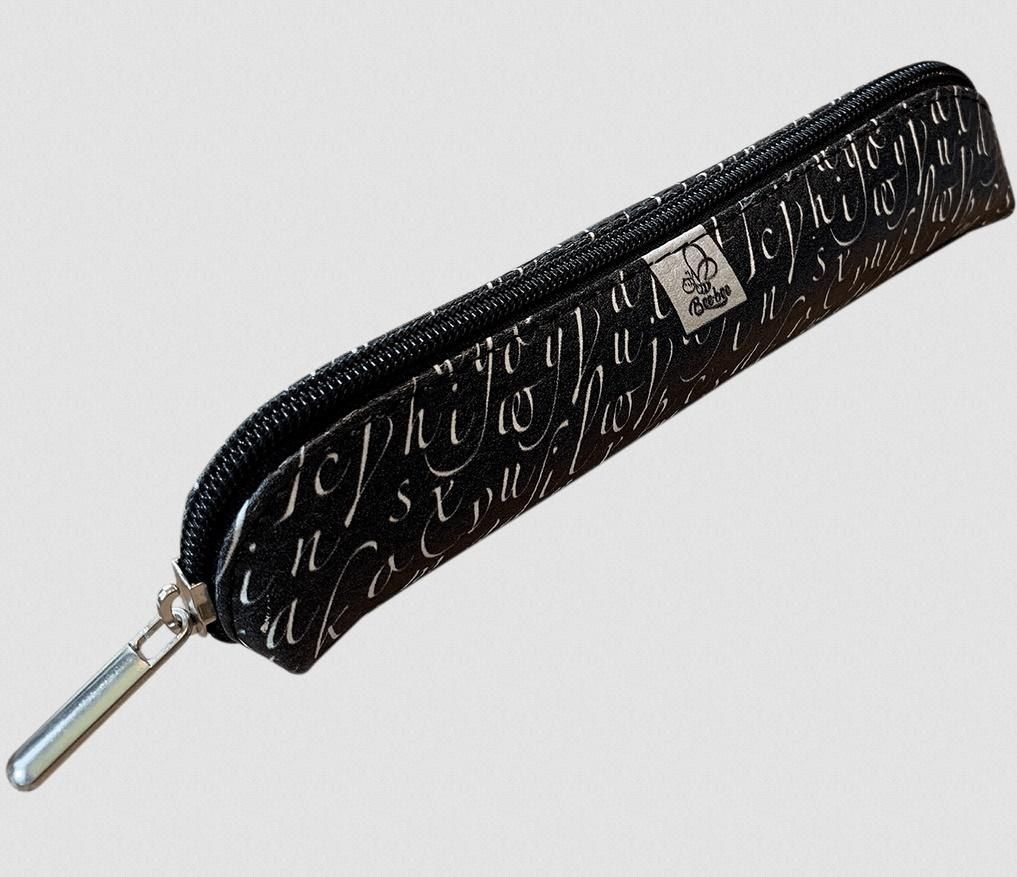 Piórnik Bee-bee Piórnik mini Literki