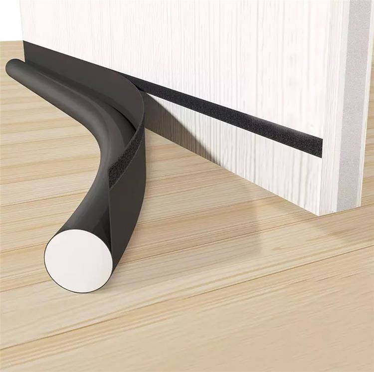 Aptel ANTYPRZECIĄGOWA USZCZELKA do Drzwi 95 cm czarna AG706C