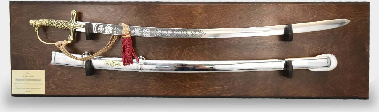 rzezbyzbrazu Gotowy Zestaw na Prezent Szabla Oficerska gen.Sikorskiego z Pochwą na Tablo Brązowym Dedykacja