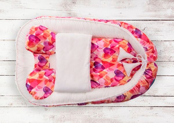 Belisima Kokon Minky Serduszko z Podusią i kołderką róż Belisima Baby