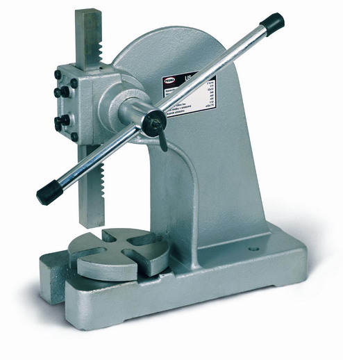 Proma Prasa 1 tona AP-1 (25000001)