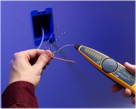 Fluke networks Tester kabli IntelliTone Pro 200 (MT-8200-60-KIT)