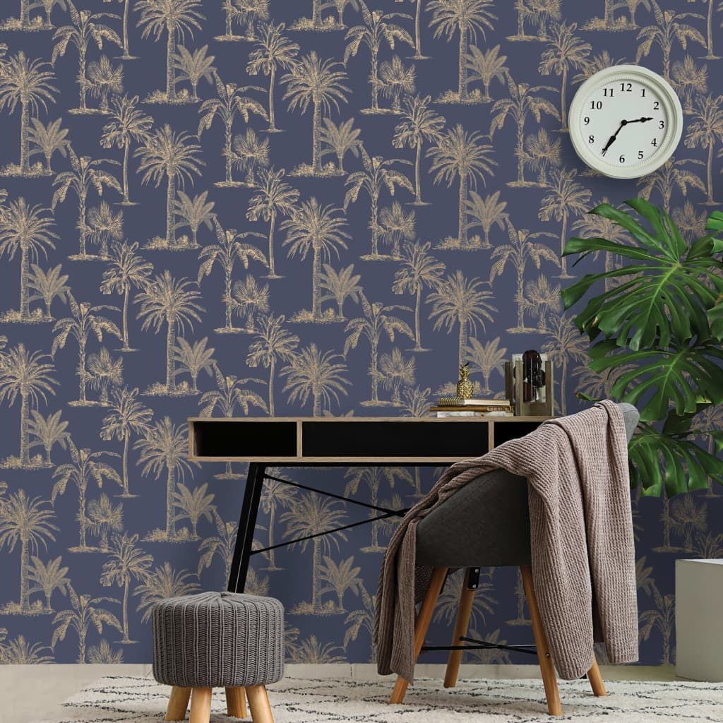 DUTCH WALLCOVERIN DUTCH WALLCOVERINGS Tapeta we wzór drzew tropikalnych, granat i srebro