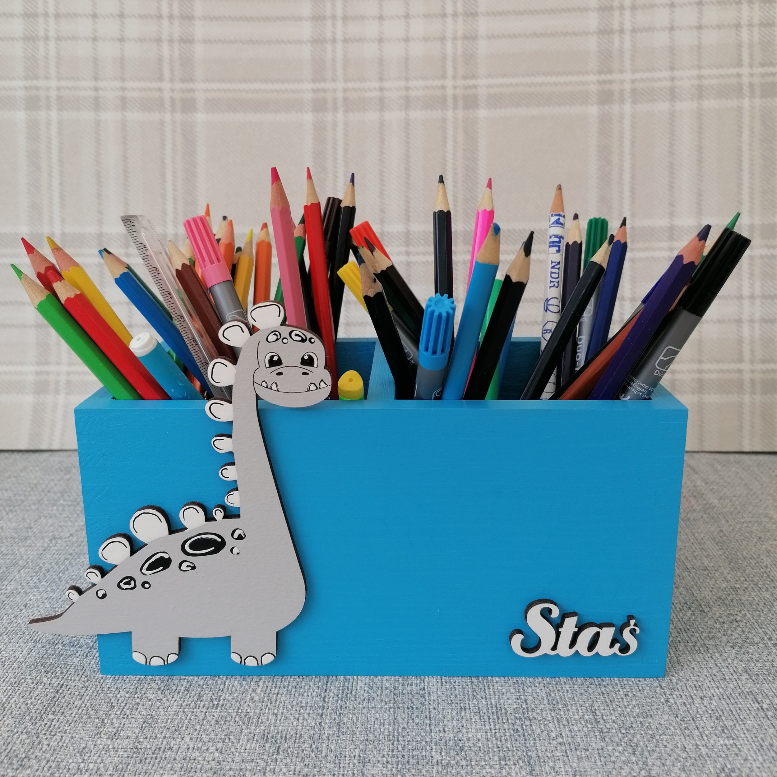 Przybornik na kredki O2K27