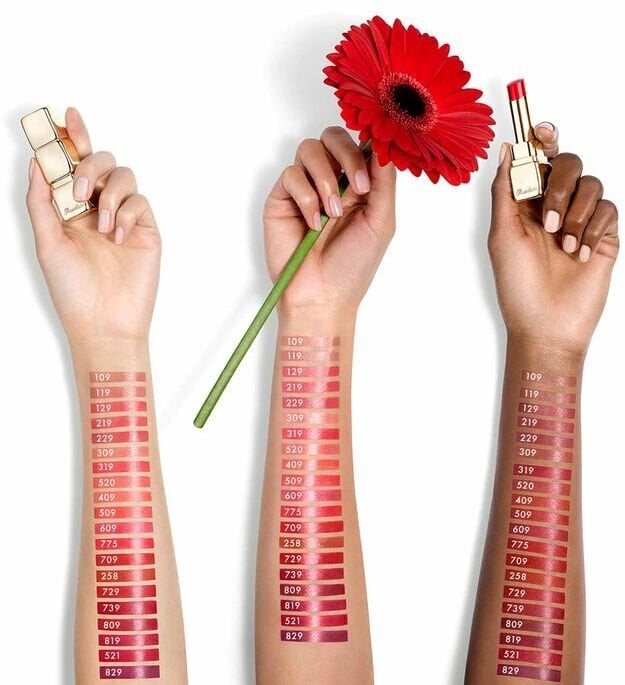 Guerlain Kiss Kiss Shine Bloom błyszczyk do ust, kolor - 520 Love Bloom