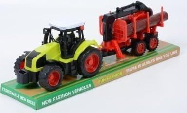 Traktor z maszyną rolniczą