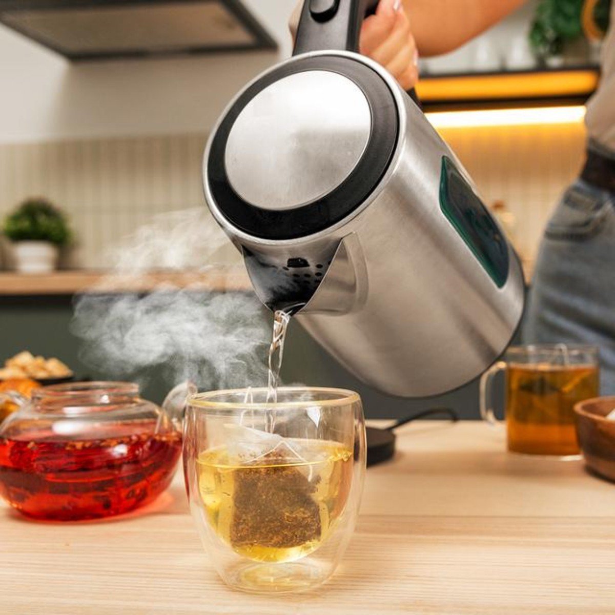 Czajnik elektryczny Cecotec Thermosense 210 Steel