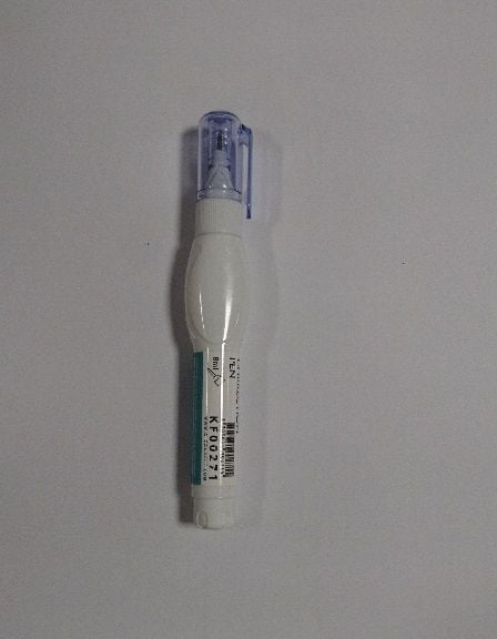 QConnect Korektor w piórze 8ml z końcówką metalową