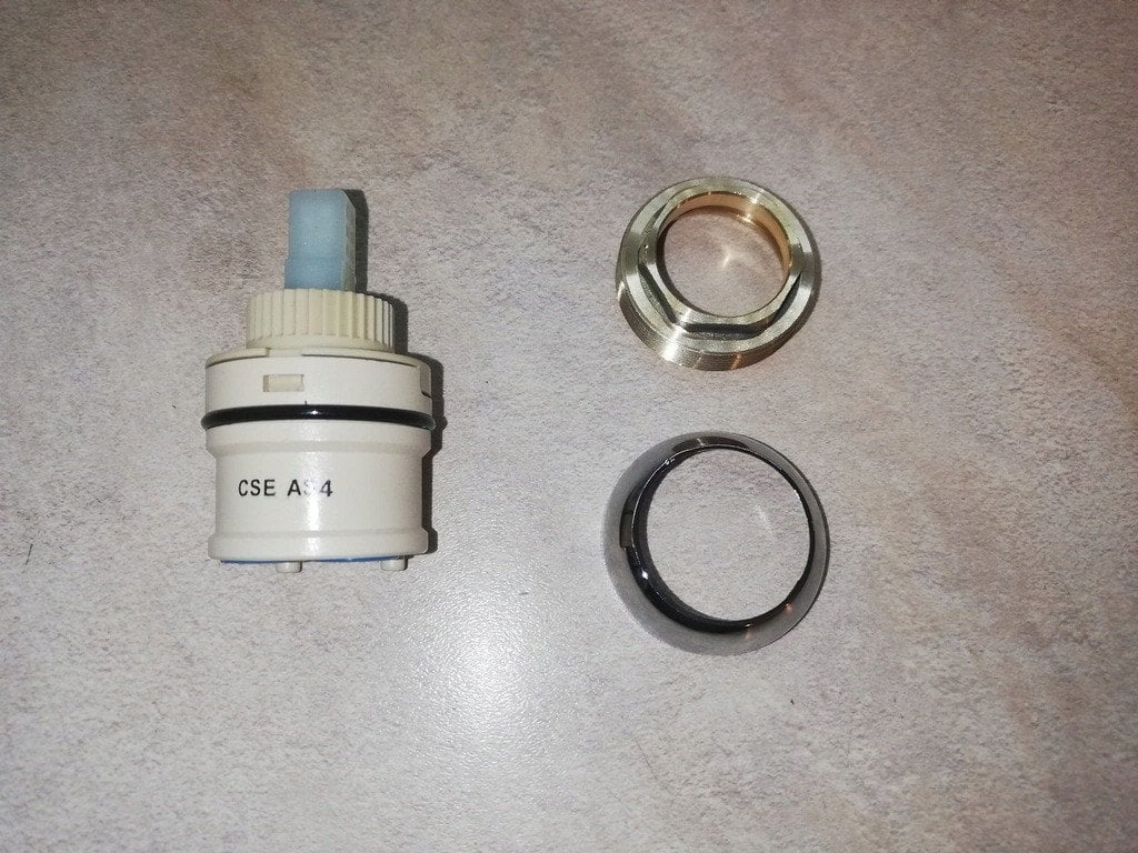 GŁOWICA BATERII UMYWALKOWEJ I BIDETOWEJ BRASCO/VERSO Z PIERŚCIENIEM