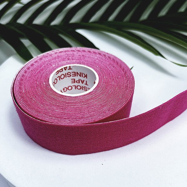 FACE TAPE liftingująca taśma do twarzy 2,5 cm YEYE Różowy