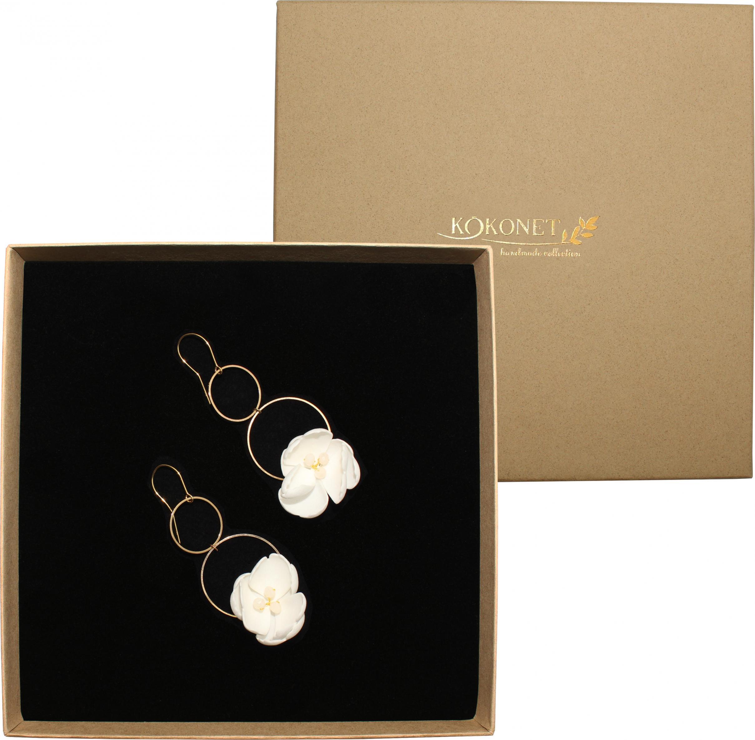 KOKONET Kolczyki piwonie Kryształki ŚLUBNE kwiaty handmade