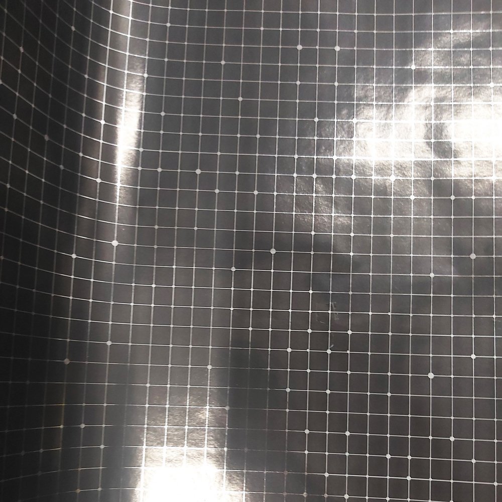 Papier świąteczny kratka 57cmx20m 20m179