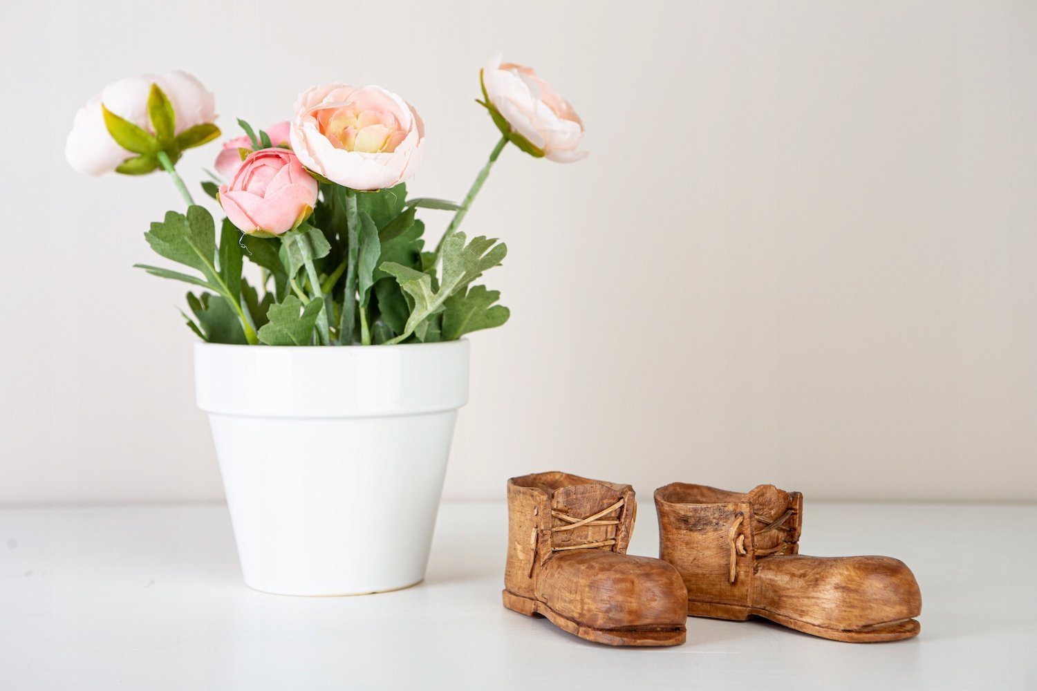 Osłonka na malutkie doniczki - Buciki krasnala