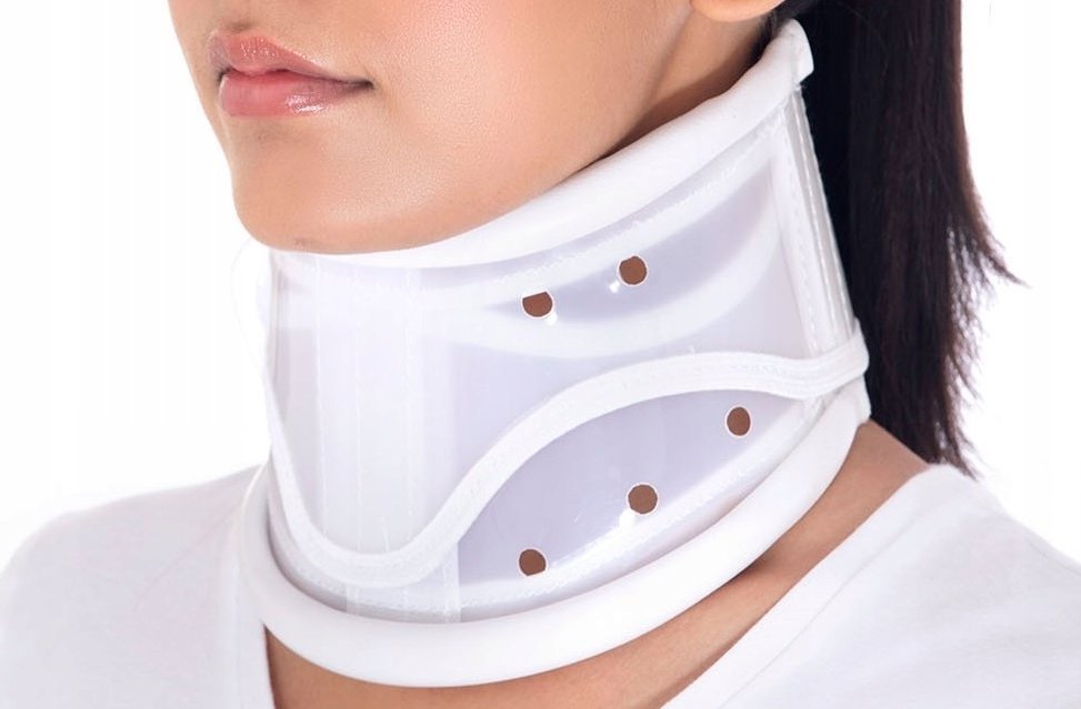 TYNOR KOŁNIERZ SZYJNY ORTOPEDYCZNY SZTYWNY ORTEZA SZYI