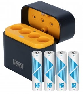 Ładowarka 4-kanałowa Newell do akumulatorów Li-ion + 4 akumulatory Li-ion AA 2200 mAh
