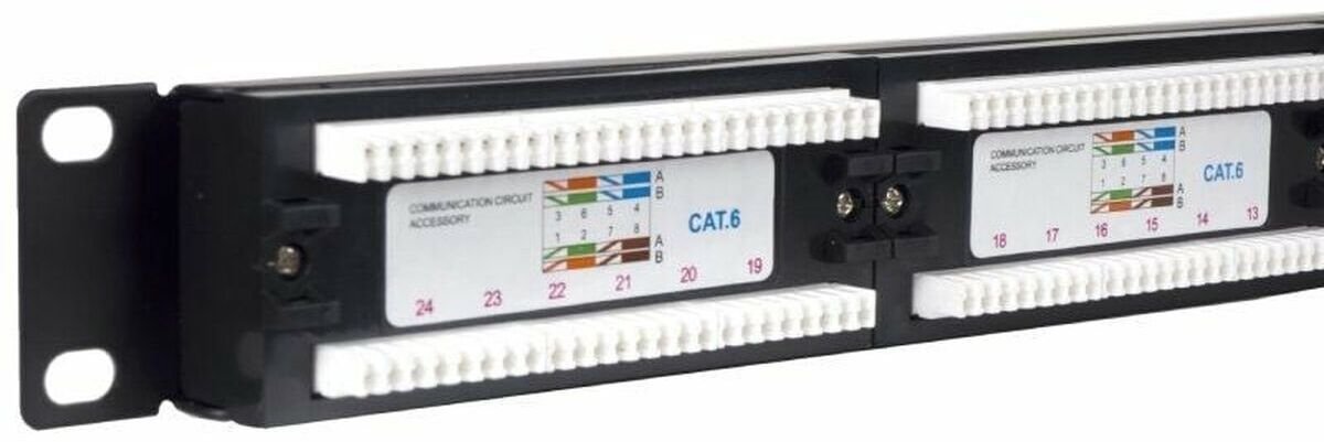 Phasak PatchPanel 24 Portów UTP Kategoria 6