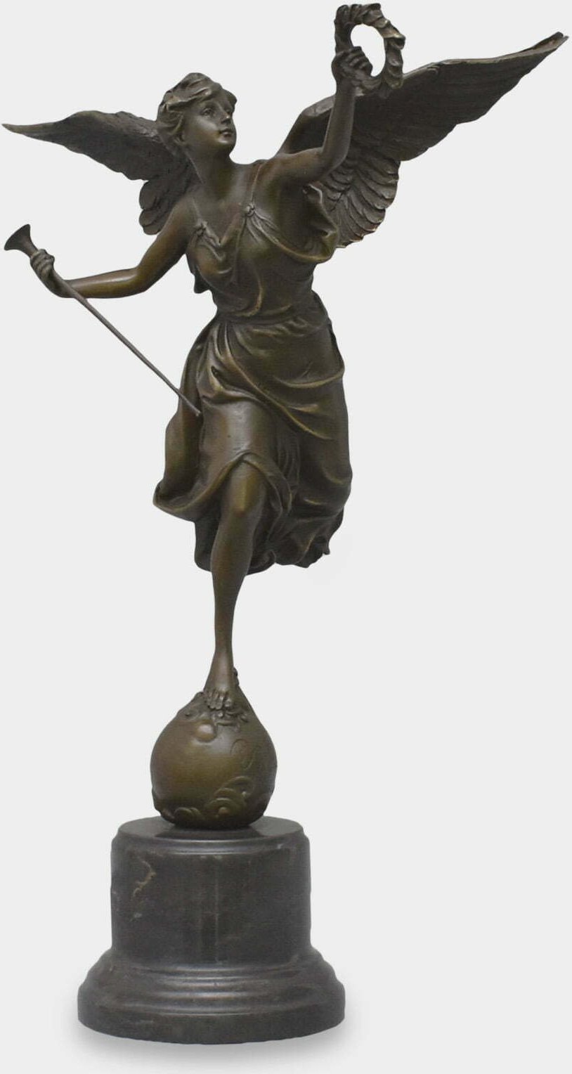 rzezbyzbrazu Anioł z Wieńcem Laurowym Rzeźba z Brązu