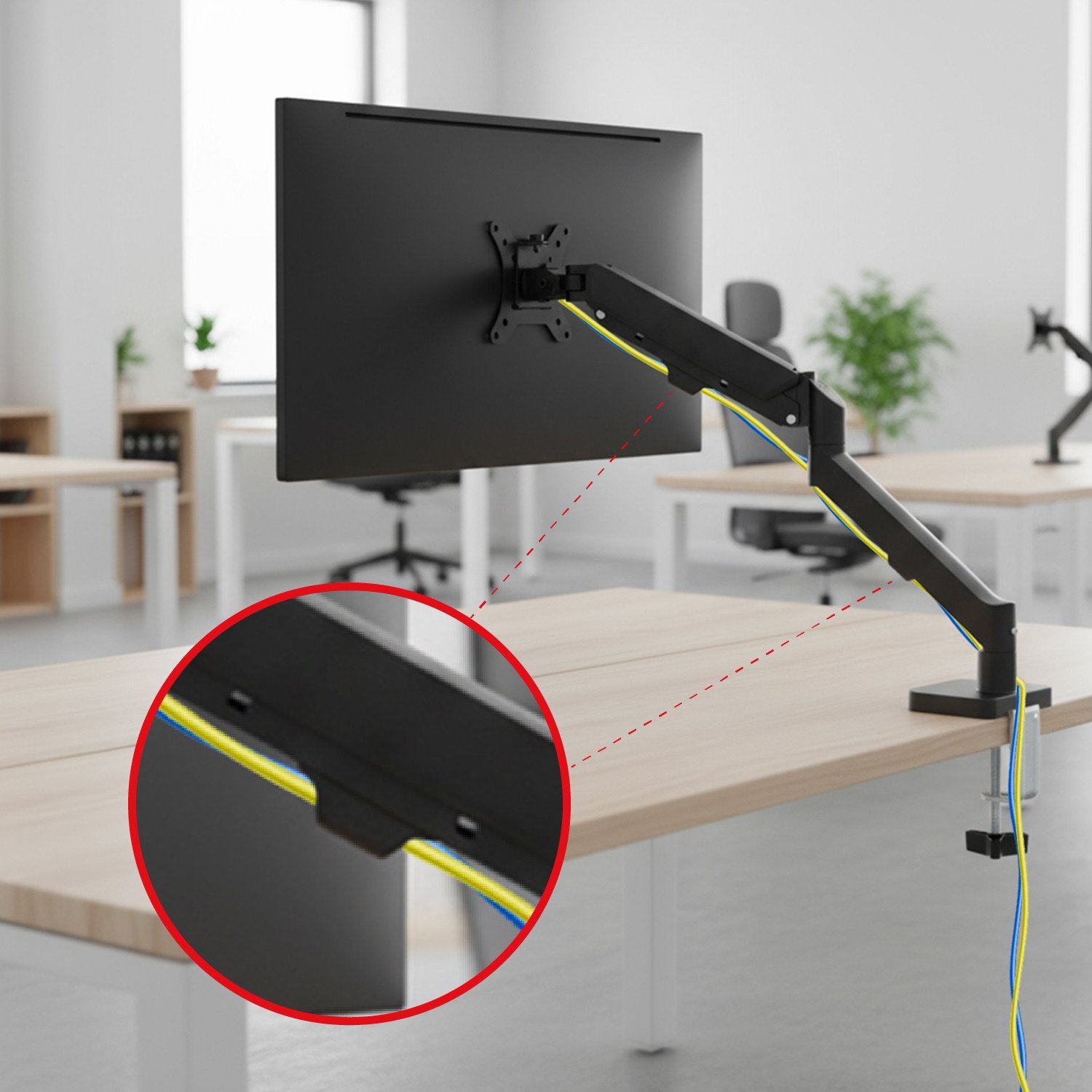 Maclean Uchwyt na monitor 17"-32" 2-10kg MC-133