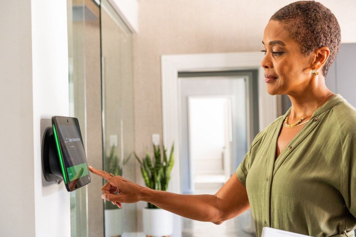 Poly POLY Czarny uchwyt ścienny TC10