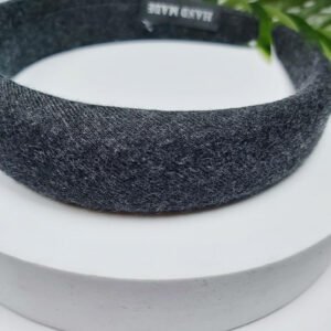 Opaska do włosów ręcznie robiona Yeye Czarny