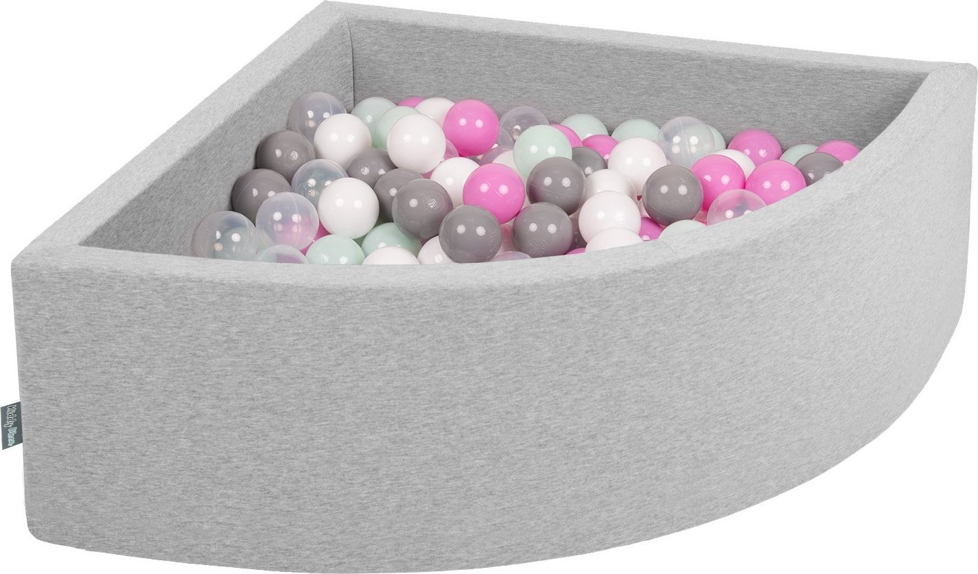 KiddyMoon Suchy basen trójkątny z piłeczkami 7cm jasnoszary: transparent-szary-biały-róż-mięta 90x30cm/300piłek Zabawka basen piankowy