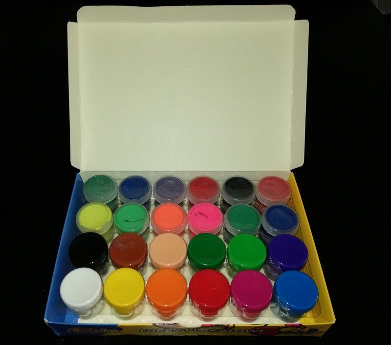 Pastello Farby plakatowe 24 kol. 20 ml , 4 neon , 4 brokat Pastello TARGI