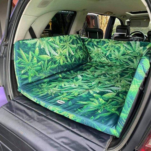 AUUU Zabudowa bagażnika samochodu MARIJA MARIJA (również w innych wzorach graficznych)