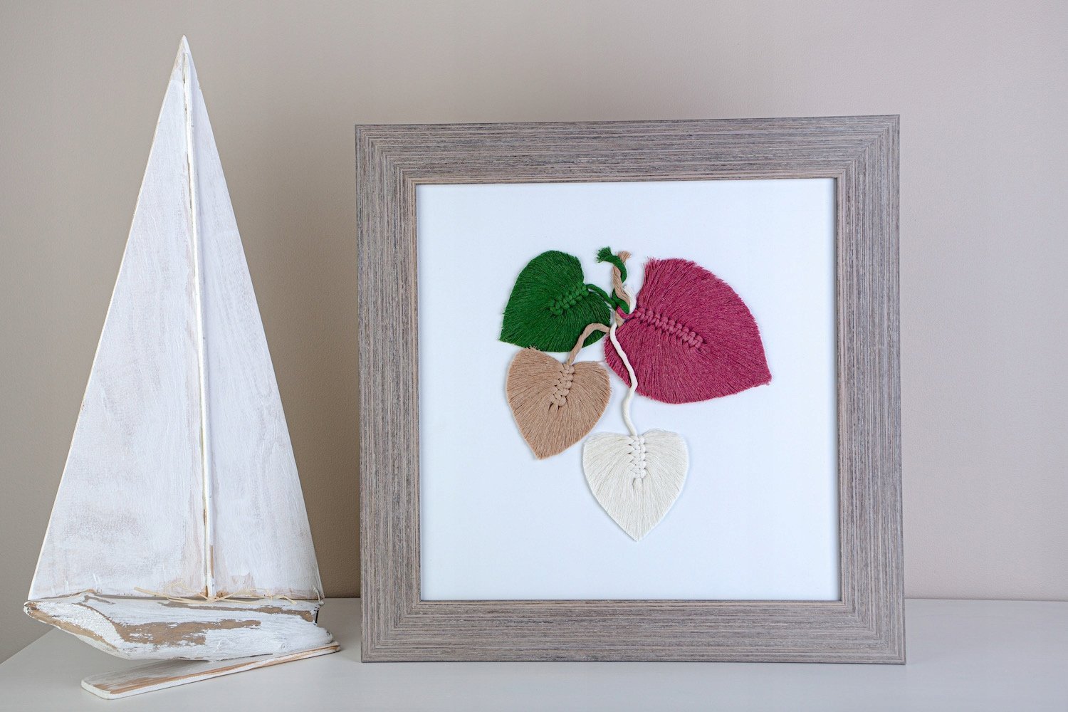 Obraz - Lupanowe liście: zieleń-beż-ecru-bordo