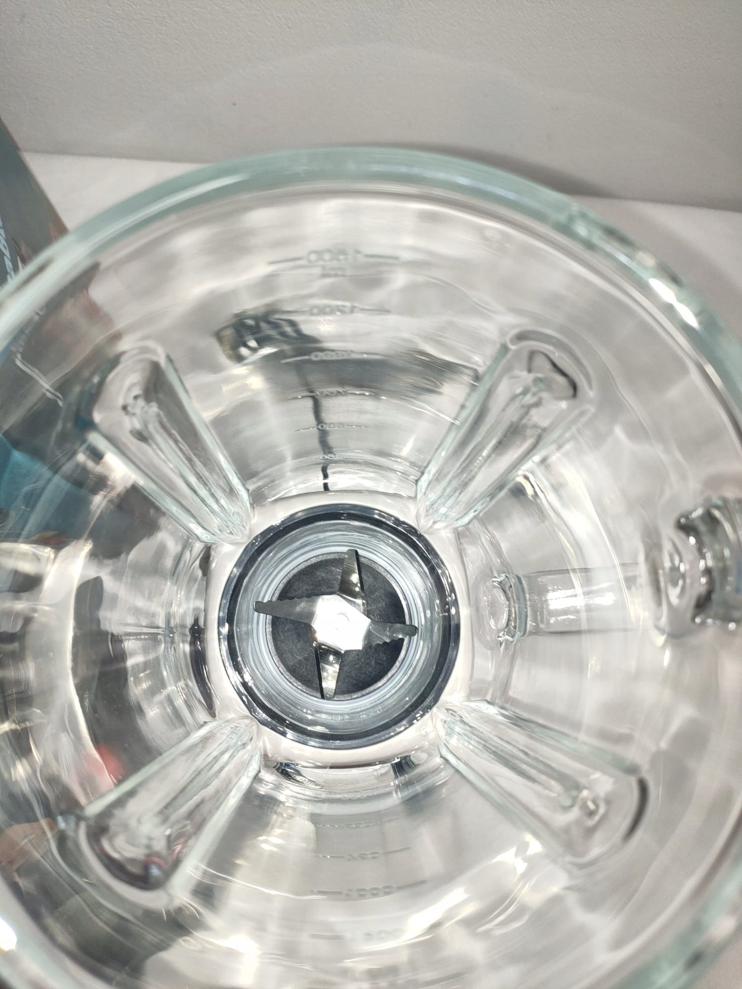 Blender kielichowy Cecotec Blender kielichowy Power Black Titanium RetroYellow