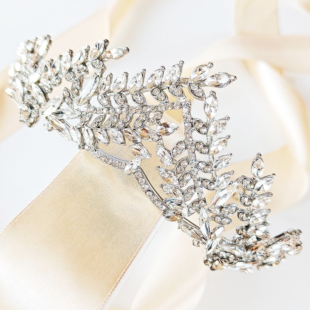 KOKONET Efektowny diadem srebrny z gałązkami z cyrkonii ŚLUBNY elegancki studniówka