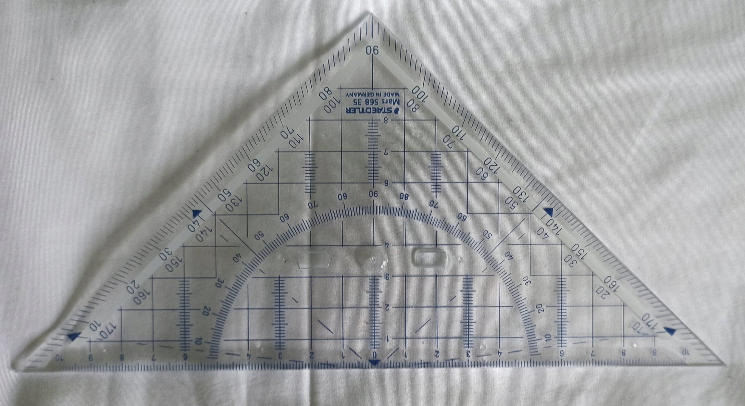 Staedtler STAEDTLER Geodreieck 22cm Acryl m.Griff trans