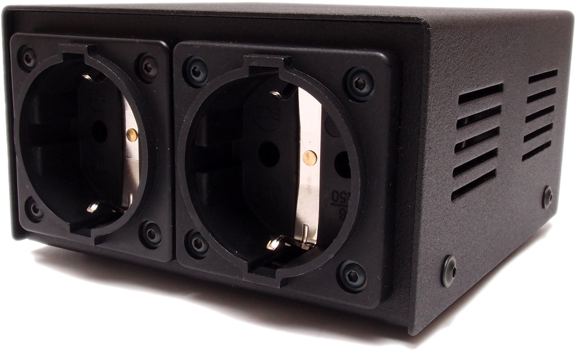 Tomanek DC-Blocker DCB2 IEC - Reduktor/filtr składowej stałej sieci zasilającej 230V