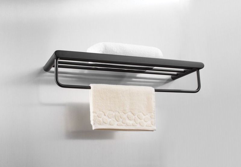 Deante Drążek poczwórny 62.8 cmcm czarny (ADR_N531)