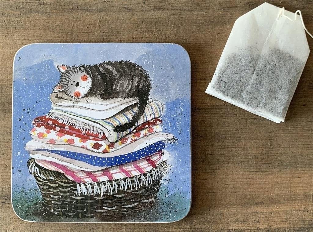 Teka Podkładka pod kubek C17 Kot na koszu z praniem