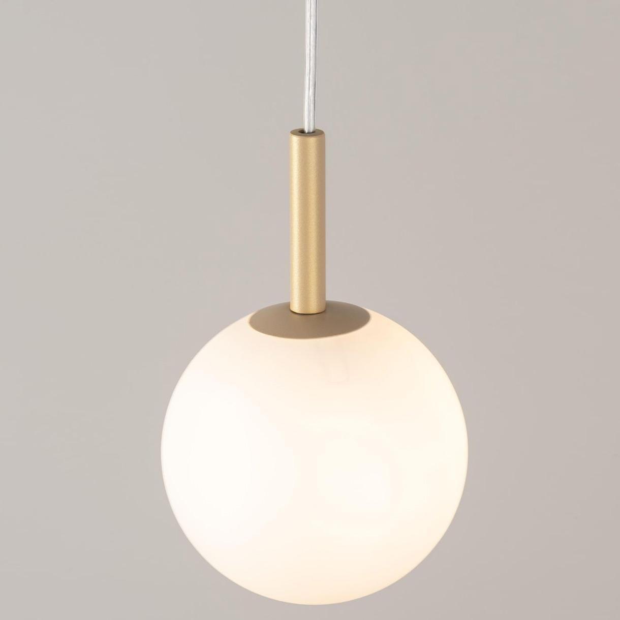 Lampa wisząca Sigma Złota lampa wisząca Gama mleczna kula nad stół do jadalni