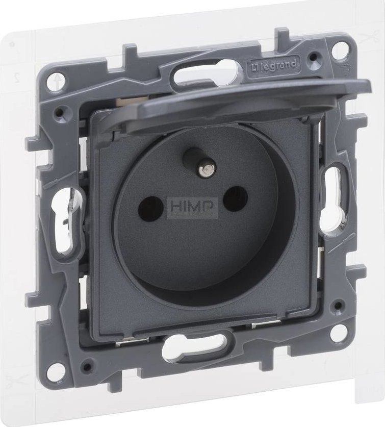 Legrand Niloe Selection Gniazdo 2p+z IP44 16A 250V z przesłoną, zaciski śrubowe stal 762337