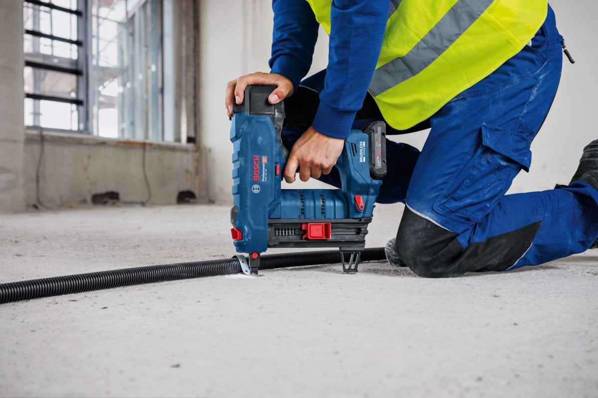 Bosch Akku-Nagler GNB 18V-40 (06019L7004)