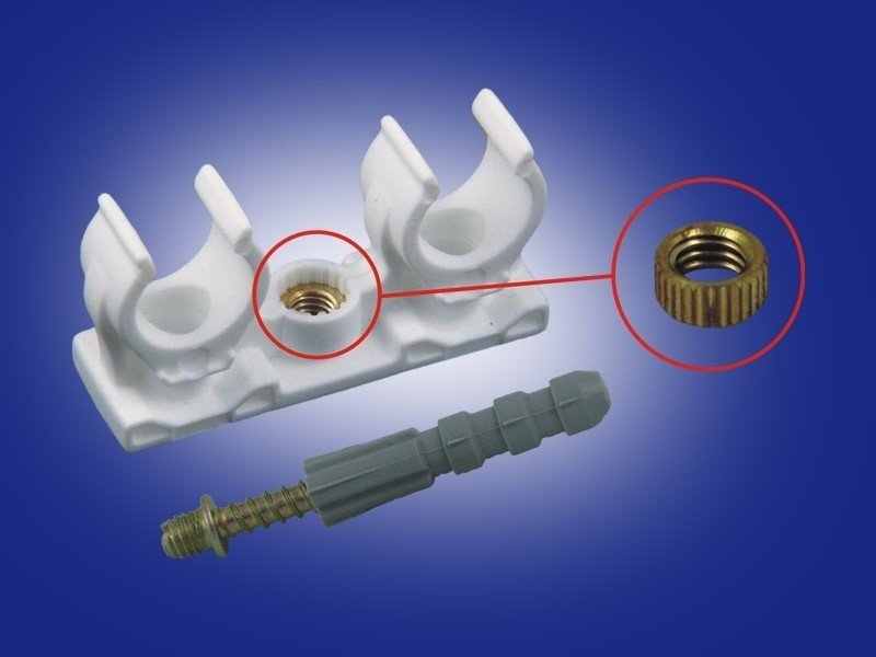 Onnline Uchwyt powójny ze śrubą dwugwintową 25-28mm Onnline (4szt w opk)